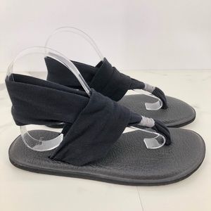 Like New Sonak black yoga sandal